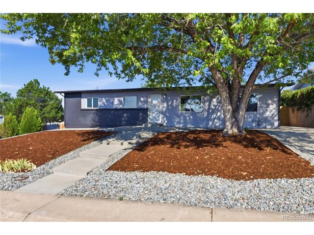 9465 Damon Dr, Denver, CO 80260
