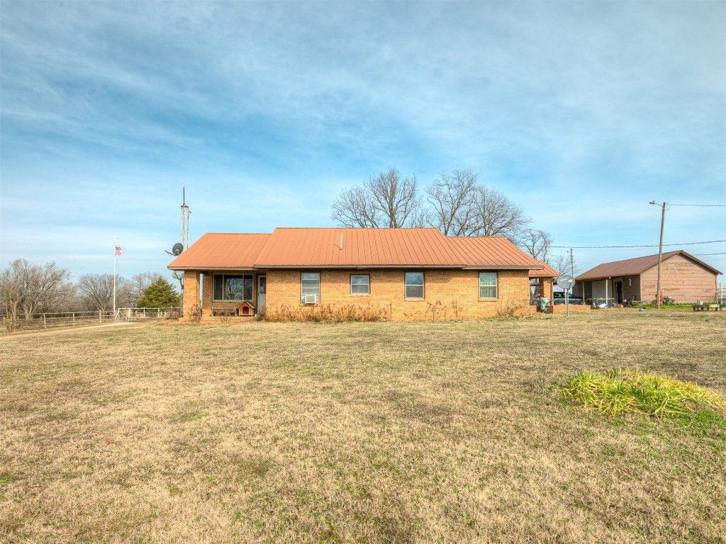 36711 E 130.5 Road, Wewoka, OK 74884