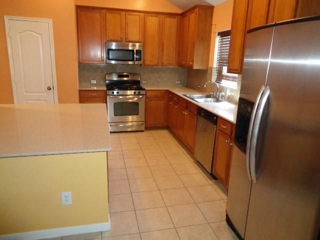 30002 Saw Oaks Drive, Magnolia, TX 77355