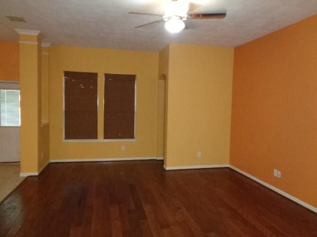 30002 Saw Oaks Drive, Magnolia, TX 77355