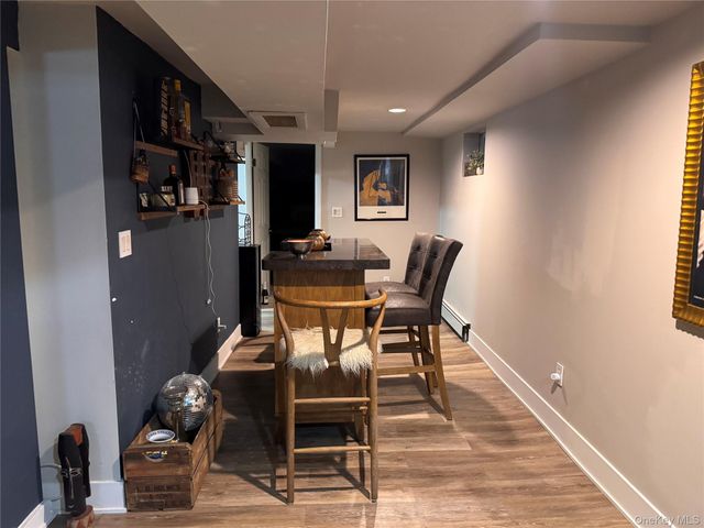 18718 Hilburn Avenue, Saint Albans, NY 11412