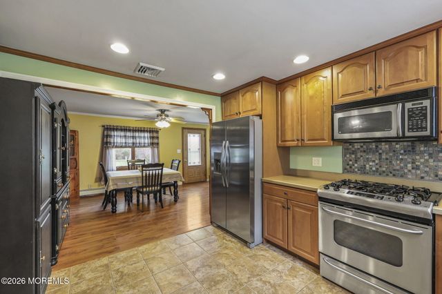 67 Crest Drive, Howell, NJ 07731