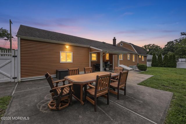 67 Crest Drive, Howell, NJ 07731