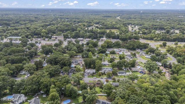 67 Crest Drive, Howell, NJ 07731