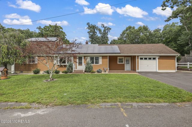 67 Crest Drive, Howell, NJ 07731