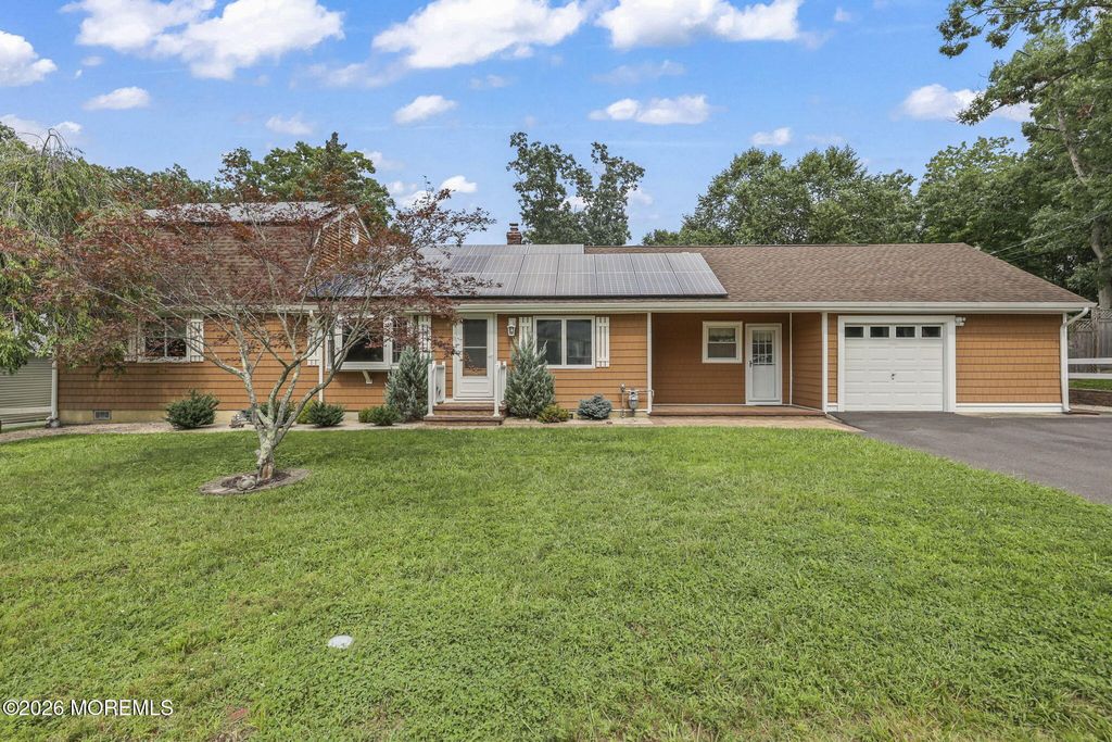67 Crest Drive, Howell, NJ 07731