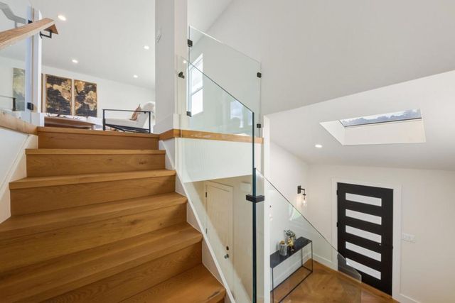 1116 Glenwood Drive, Millbrae, CA 94030