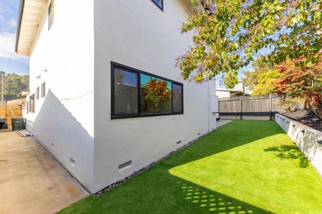 1116 Glenwood Drive, Millbrae, CA 94030