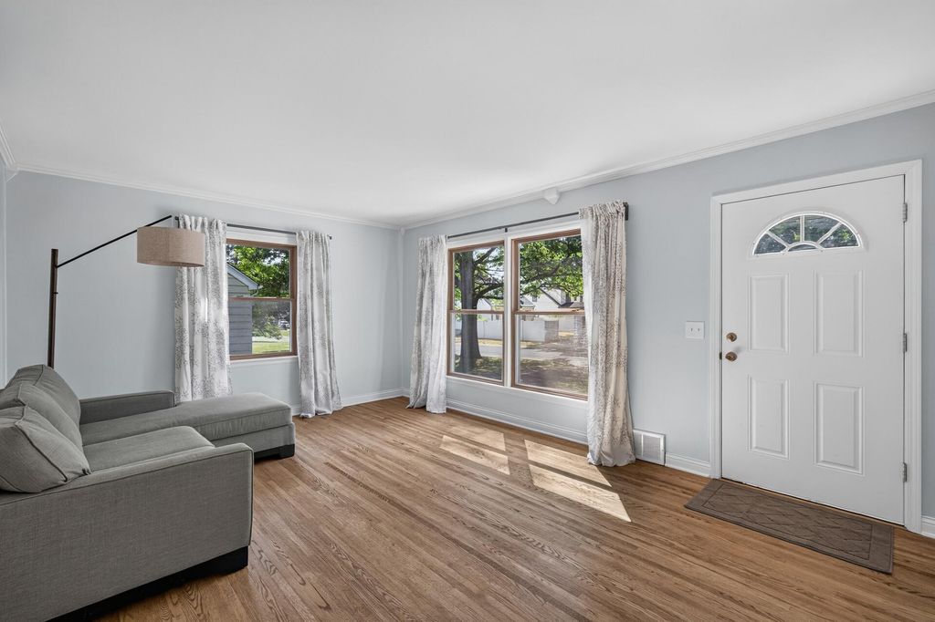 4619 Ivanhoe Place, Columbia Heights, MN 55421 — photo 3