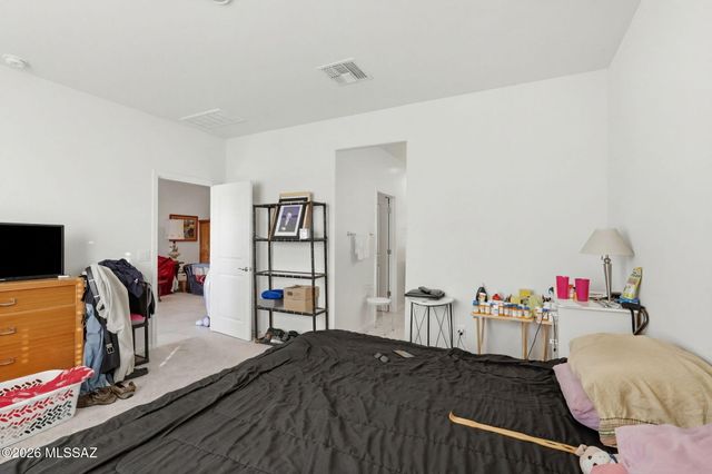 7718 S Via Perfecta, Tucson, AZ 85756
