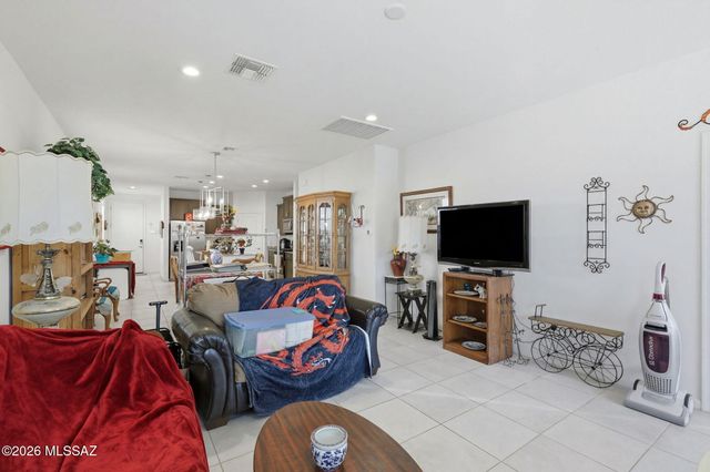 7718 S Via Perfecta, Tucson, AZ 85756