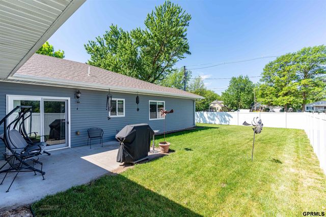 943 Redwood Avenue, Crete, NE 68333