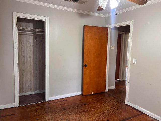 16 Whitehead Dr, Pensacola, FL 32503