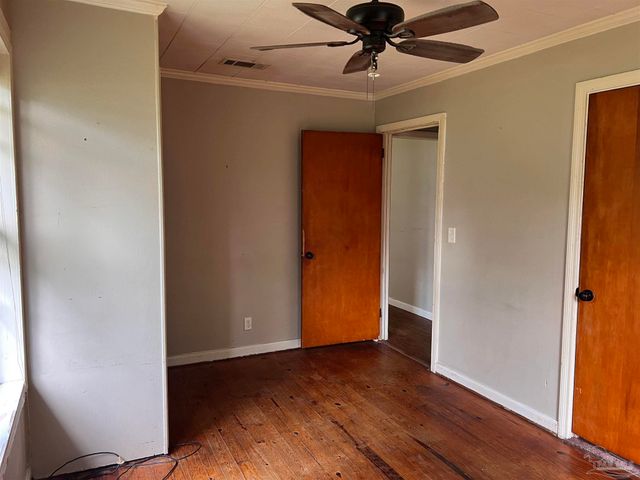 16 Whitehead Dr, Pensacola, FL 32503