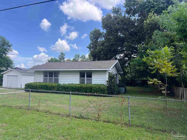 16 Whitehead Dr, Pensacola, FL 32503