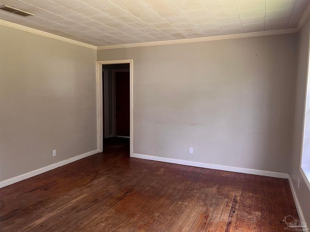 16 Whitehead Dr, Pensacola, FL 32503