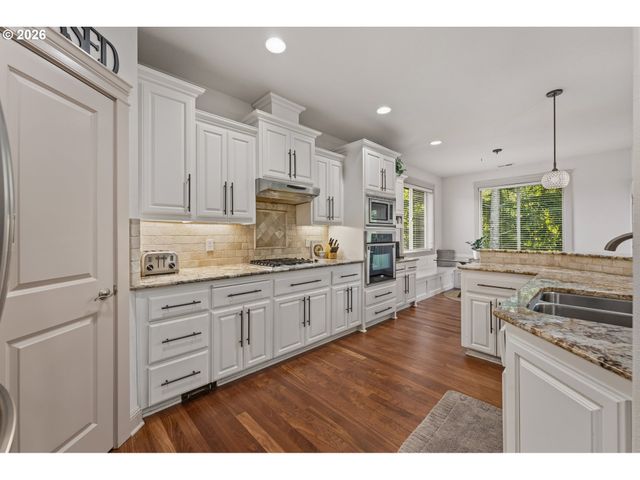 232 MUIRFIELD Ave, Salem, OR 97306