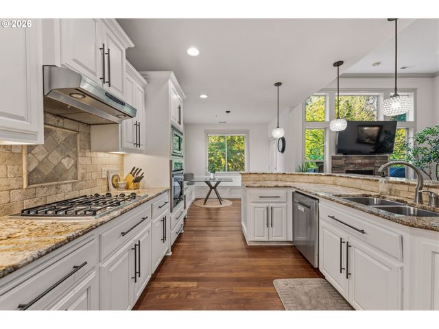 232 MUIRFIELD Ave, Salem, OR 97306