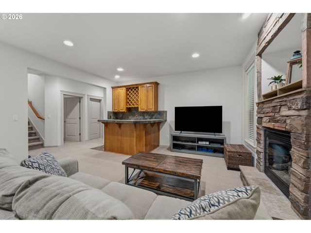 232 MUIRFIELD Ave, Salem, OR 97306