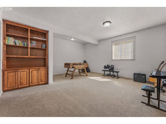 232 MUIRFIELD Ave, Salem, OR 97306