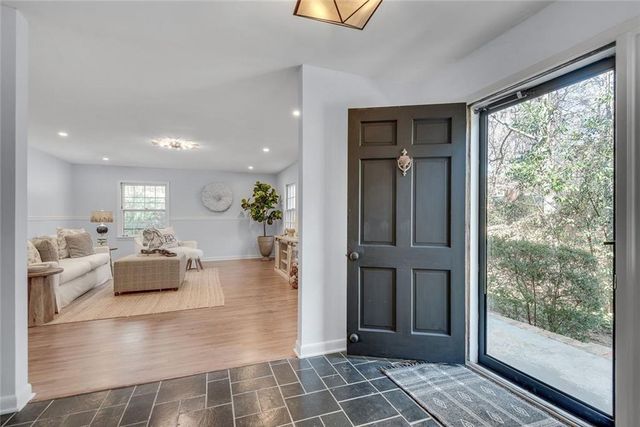 3560 Embry Circle, Atlanta, GA 30341