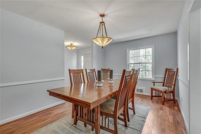 3560 Embry Circle, Atlanta, GA 30341