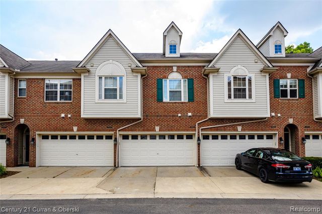 39660 Rockcrest Lane, Northville, MI 48168