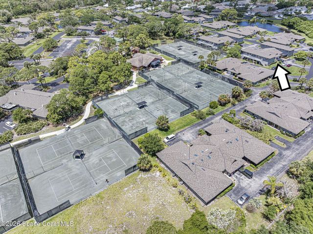 601 Centre Court SW 101, Vero Beach, FL 32962