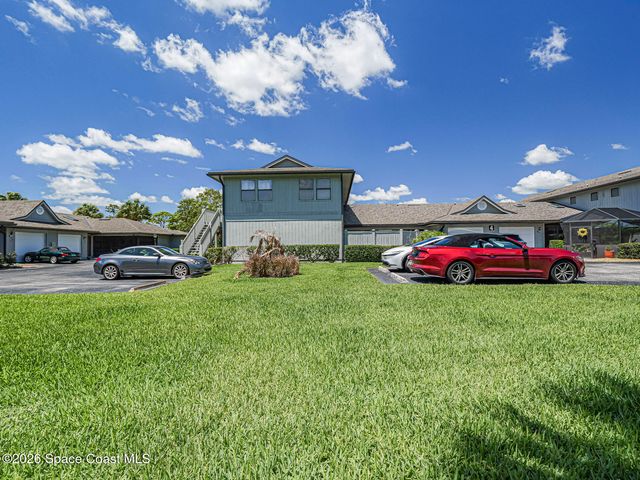 601 Centre Court SW 101, Vero Beach, FL 32962