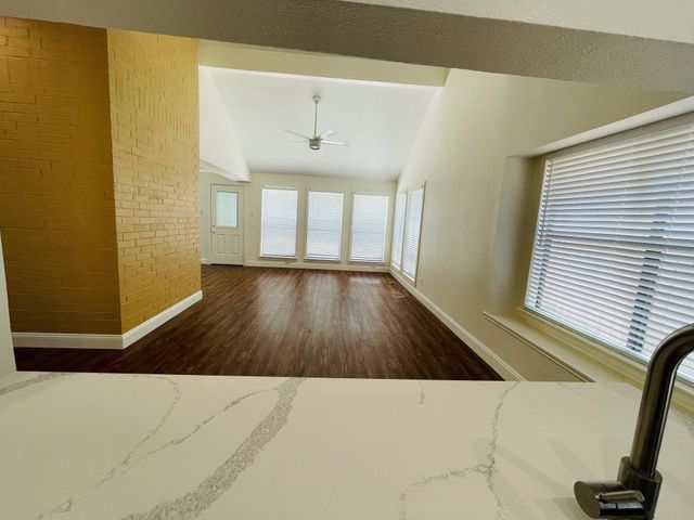 2123 Echo Ridge, Sugar Land, TX 77478