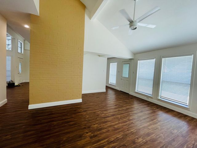 2123 Echo Ridge, Sugar Land, TX 77478