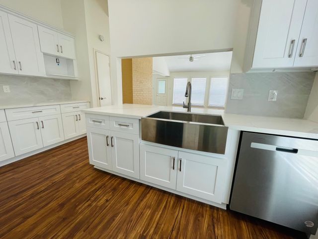 2123 Echo Ridge, Sugar Land, TX 77478