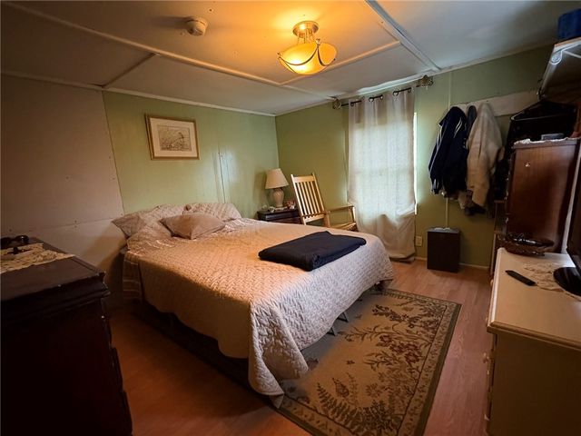 50 Sandy Brook Dr, Hamlin, NY 14464