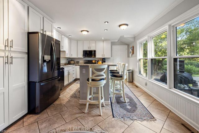 3216 Queensbury DR, Virginia Beach, VA 23454