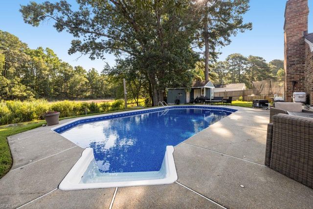 3216 Queensbury DR, Virginia Beach, VA 23454