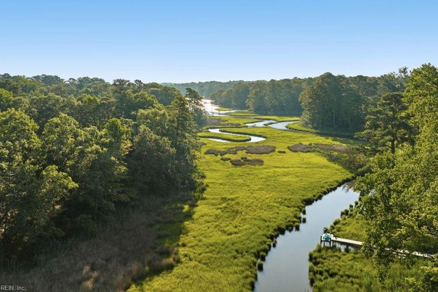 3216 Queensbury DR, Virginia Beach, VA 23454