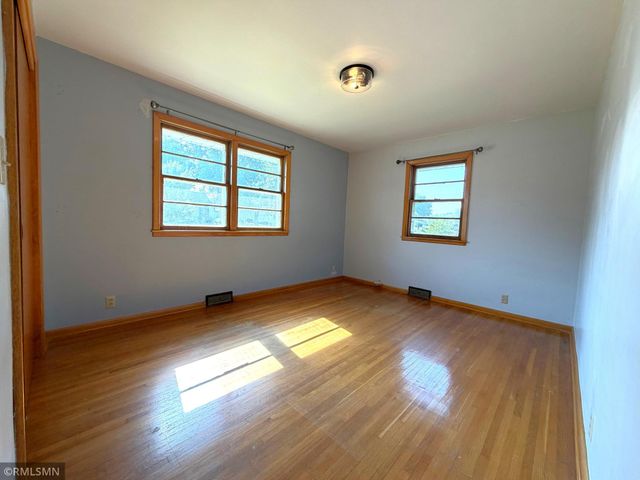506 1st Avenue SE, New Prague, MN 56071