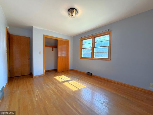 506 1st Avenue SE, New Prague, MN 56071