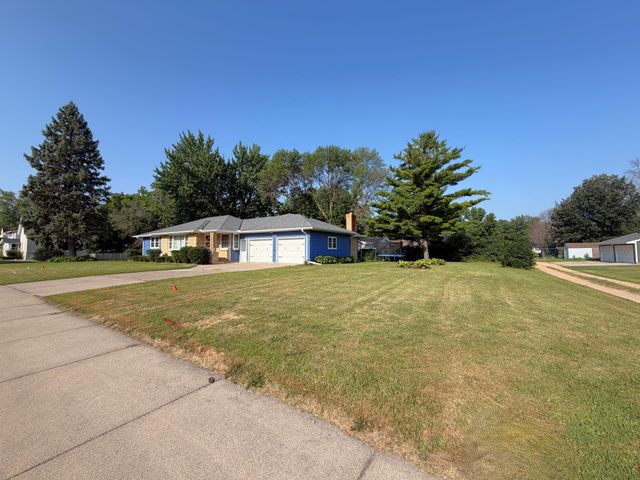 506 1st Avenue SE, New Prague, MN 56071