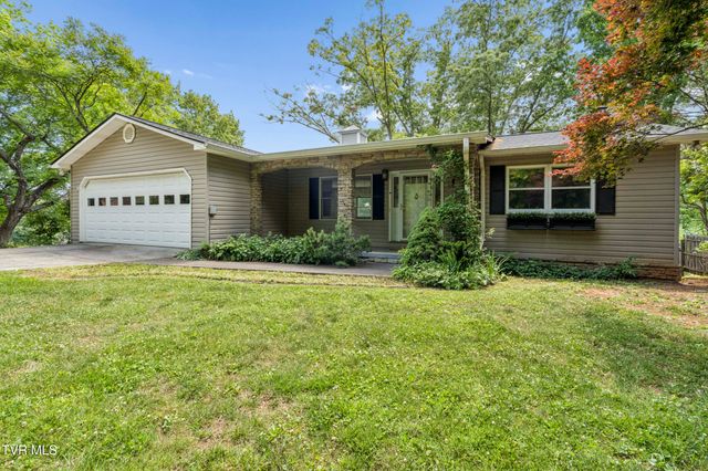 236 Lakeshore Circle, Rogersville, TN 37857