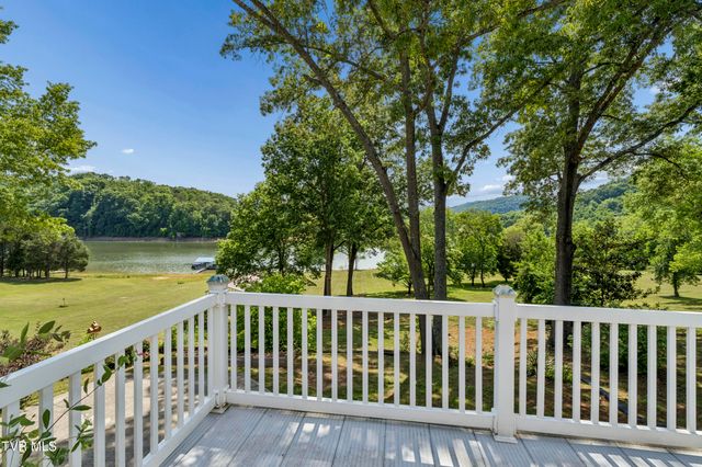 236 Lakeshore Circle, Rogersville, TN 37857