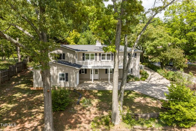 236 Lakeshore Circle, Rogersville, TN 37857