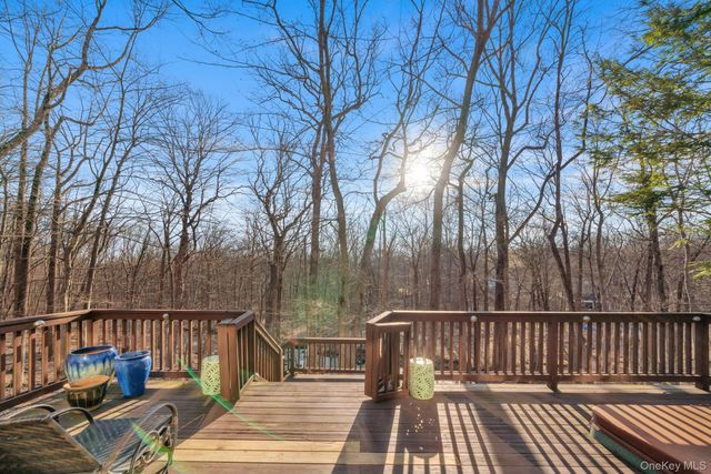 139 Pascack Road, Pearl River, NY 10965