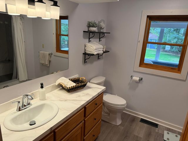 6 Percy Drive, Wolfeboro, NH 03894