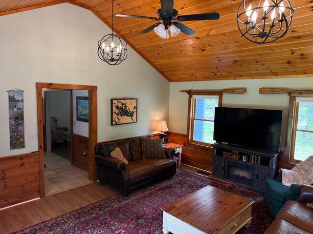 6 Percy Drive, Wolfeboro, NH 03894