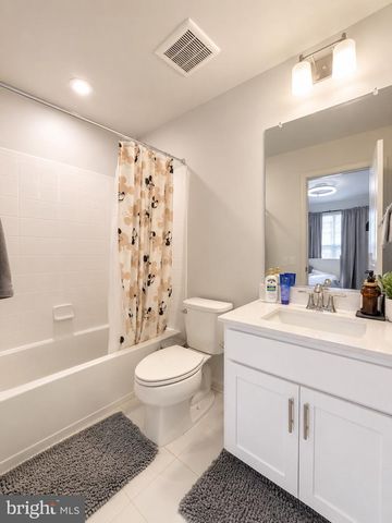 8296 KNIGHT STATION WAY, Manassas, VA 20110