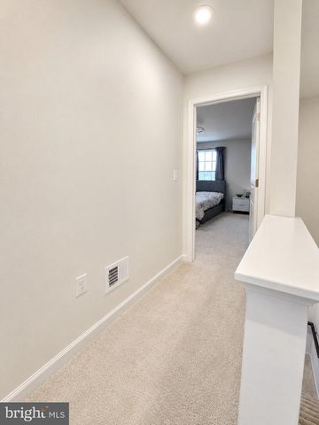 8296 KNIGHT STATION WAY, Manassas, VA 20110