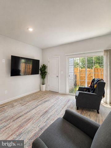 8296 KNIGHT STATION WAY, Manassas, VA 20110