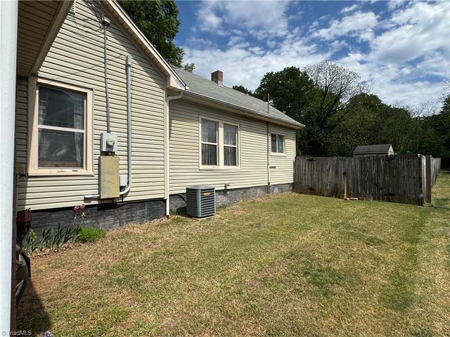 110 Bay Street, Rural Hall, NC 27045