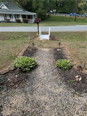 110 Bay Street, Rural Hall, NC 27045